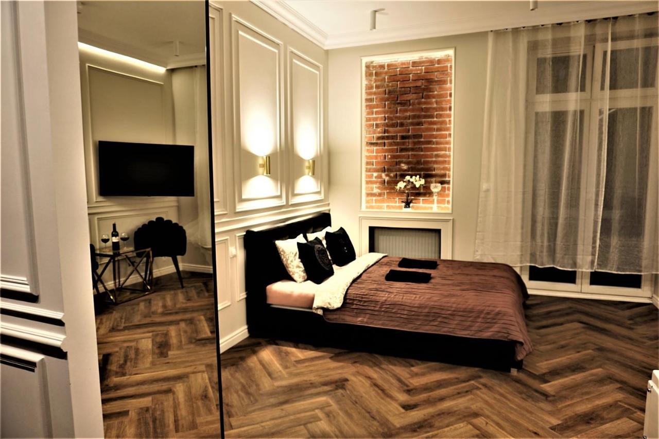 Luxury Jacuzzi Apartment Krasków Εξωτερικό φωτογραφία