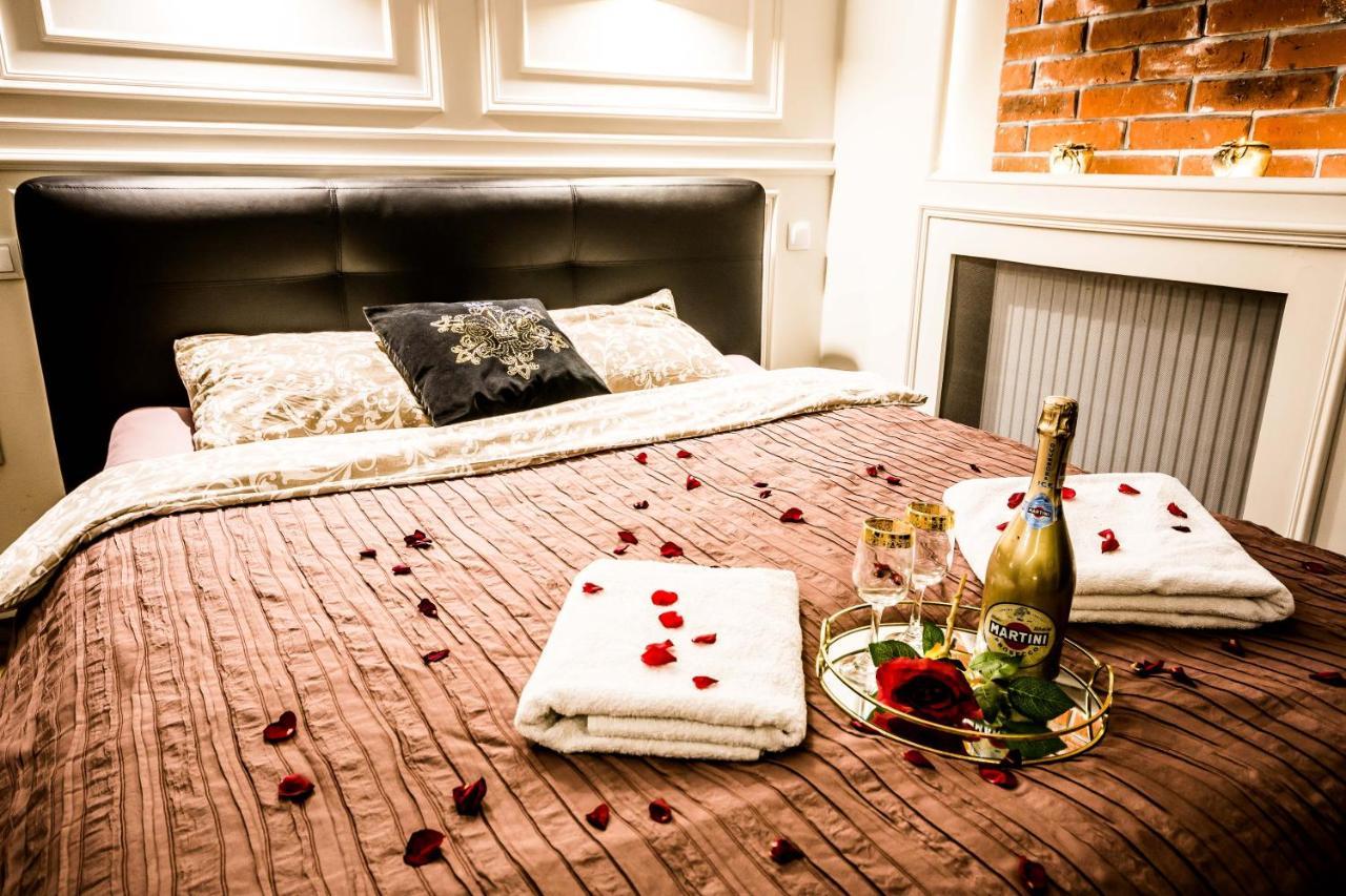 Luxury Jacuzzi Apartment Krasków Εξωτερικό φωτογραφία